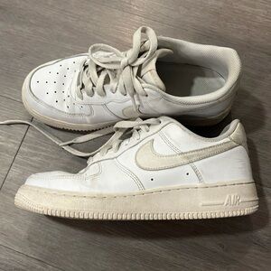 NIKE Air Force 1 - Women’s size 8